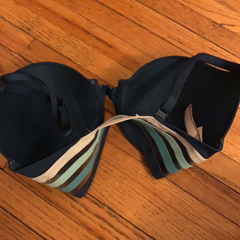 Padded Victoria secret like new bra